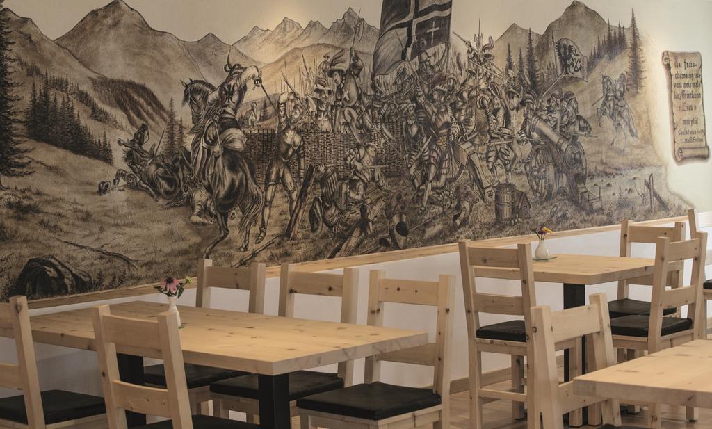 Müstair Hotel Helvetia מראה חיצוני תמונה