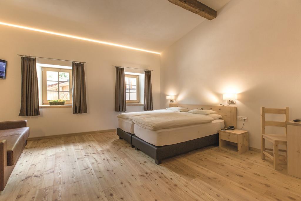 Müstair Hotel Helvetia חדר תמונה